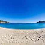 Trilocale Aragosta - Goelba Διαμέρισμα Marina di Campo